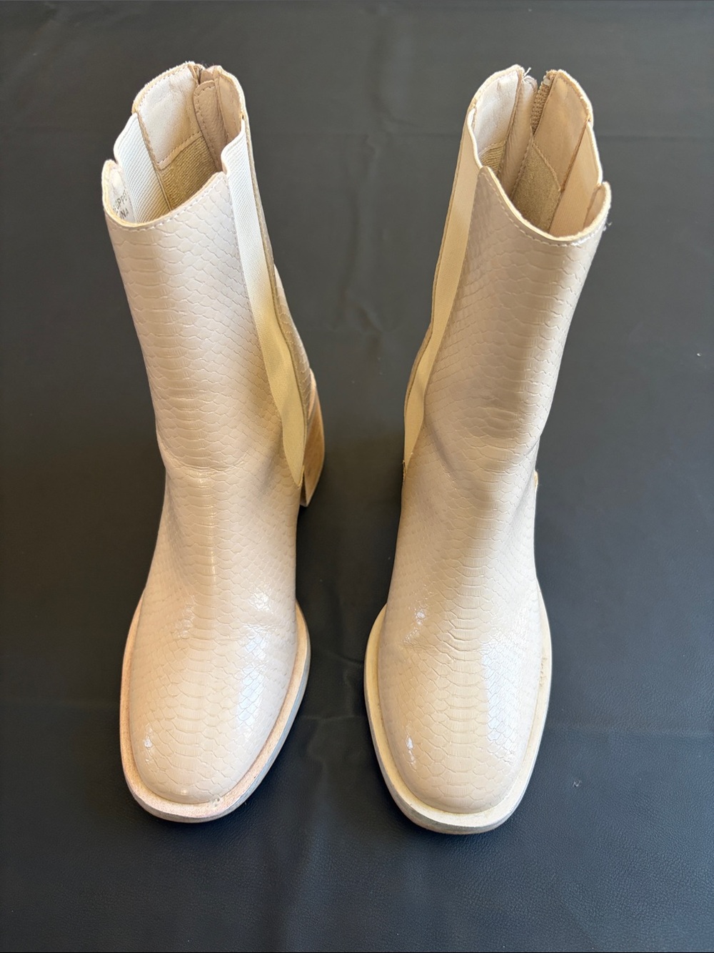 Oasis Society Cream Western Ankle Booties Size 8.5
